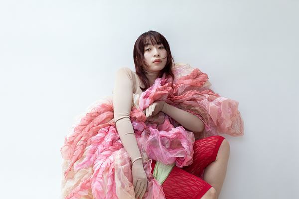 ヒグチアイ、ゴールデンボンバーが『神宮外苑花火大会』に出演決定