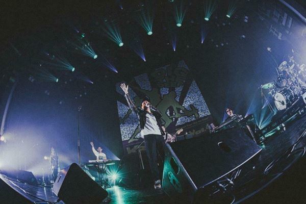 Kroi、マルチプレイヤー集団Ovallと初の対バン　ジャンルレスな音楽が響き渡る一夜【宮城公演ライブレポート】