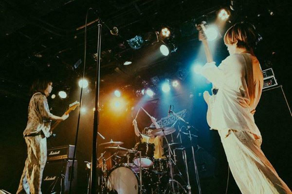 CULTURES!!!×まなつ、対バンの魅力が溢れた一夜。記念すべきGrasshopper第20回公演を見た！【オフィシャルレポート】