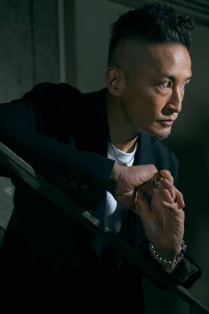 今日の1杯目のビールのために命を懸ける。松岡昌宏が語る目標をもたない生き方