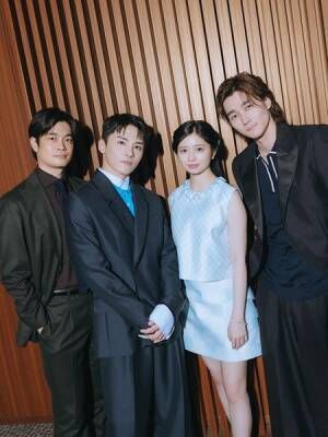 川西拓実×桜田ひより×井之脇海×栁俊太郎に聞く“1人がいい？ みんながいい？”「僕はめっちゃ1人です！」