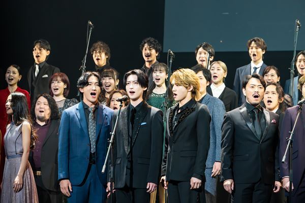 『民衆の歌』ほか豪華な歌唱に期待高まる　現・帝劇最後の『レ・ミゼラブル』製作発表会見に総勢84名キャストが勢揃い