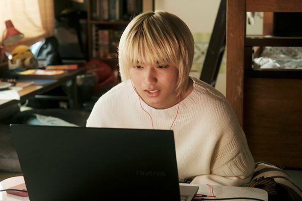 鈴鹿央士、奥平大兼W主演。『PLAY! ～勝つとか負けるとかは、どーでもよくて～』という面白いタイトルのeスポーツ映画！ 【おとなの映画ガイド】