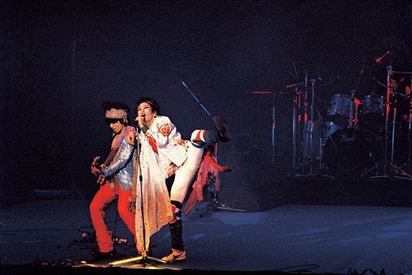 RCサクセション、初の武道館公演の爆音上映会がスタート　キーボードgee2woの最新インタビューも