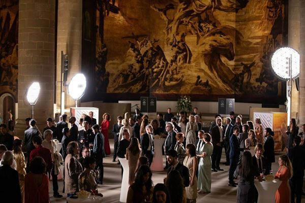 ウディ・アレンの新作『サン・セバスチャンへ、ようこそ』は、ぴり辛な自虐ユーモアと映画への愛に溢れている。【おとなの映画ガイド】