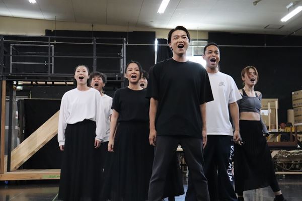 石丸幹二、井上芳雄、安蘭けいらが4曲を披露！　3つの家族の絆を描くミュージカル『ラグタイム』稽古場レポート