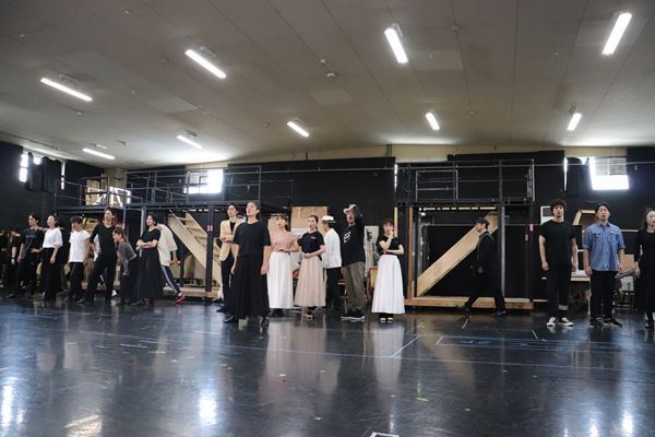 石丸幹二、井上芳雄、安蘭けいらが4曲を披露！　3つの家族の絆を描くミュージカル『ラグタイム』稽古場レポート