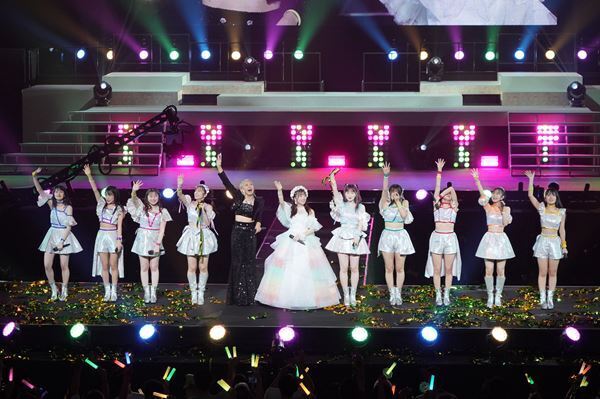 つばきファクトリー、リーダー山岸理子＆岸本ゆめのが卒業「これまでの活動は一生の宝物」【レポート】