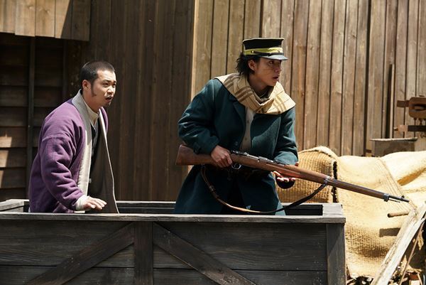 ドラマ『ゴールデンカムイ』古川雄輝演じる江渡貝弥作がついに登場！ 第6話の場面写真16点も一挙公開