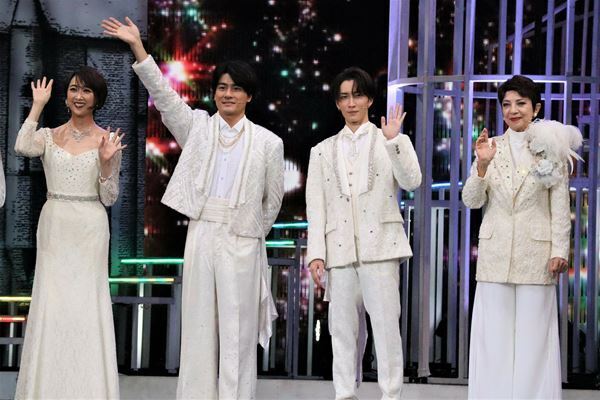 渡辺翔太（Snow Man）&森本慎太郎（SixTONES）現・帝国劇場最後の『DREAM BOYS』開幕　意気込みを語る