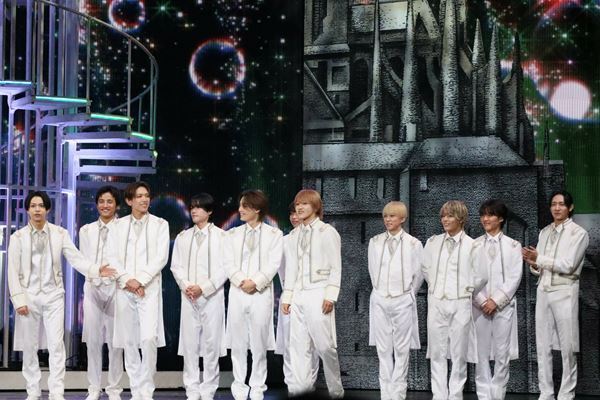 渡辺翔太（Snow Man）&森本慎太郎（SixTONES）現・帝国劇場最後の『DREAM BOYS』開幕　意気込みを語る