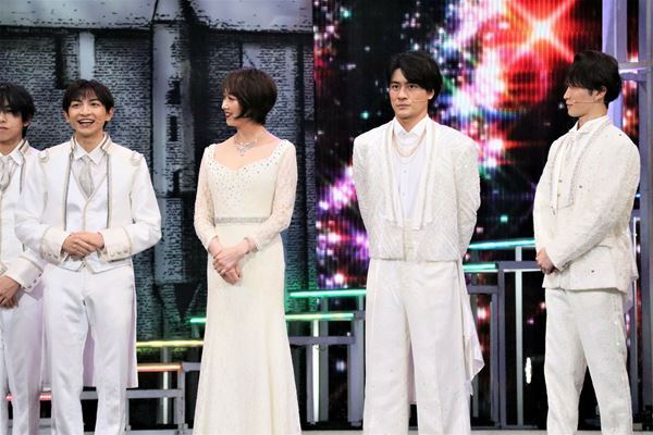 渡辺翔太（Snow Man）&森本慎太郎（SixTONES）現・帝国劇場最後の『DREAM BOYS』開幕　意気込みを語る