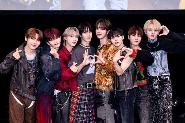 スタートから全方位アイドル全開『n.SSign JAPAN FANMEETING 'Happy &'』徹底レポート