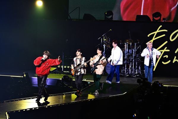 内田雄馬、アーティスト活動5周年を締めくくる武道館ライブ開催「またこの場所で会えるように一歩ずつ頑張りたい」【レポート】