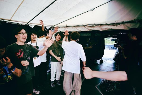 androp、特別番組を15周年記念日に生配信　写真集の発売も決定