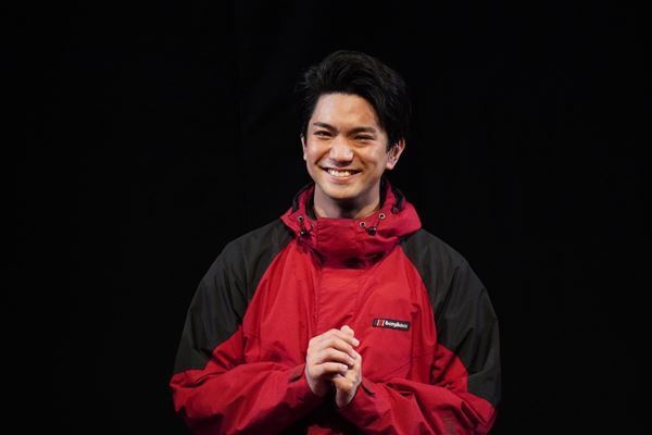 Aぇ! group正門良規「舞台でやる意義がある作品」2年ぶりの舞台主演で遭難する登山家を熱演