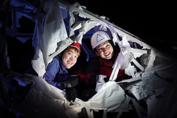 Aぇ! group正門良規「舞台でやる意義がある作品」2年ぶりの舞台主演で遭難する登山家を熱演