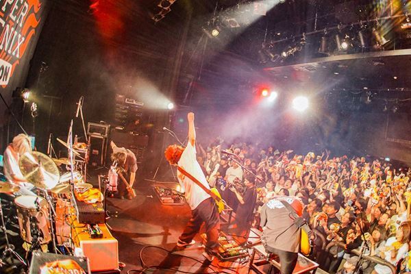 「ふっかーつ！」KANA-BOON　再始動ワンマン＠渋谷WWW X【ライブレポート】