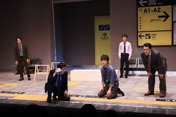 『カラカラ天気と五人の紳士』東京公演が開幕　堤真一＆溝端淳平コメント到着