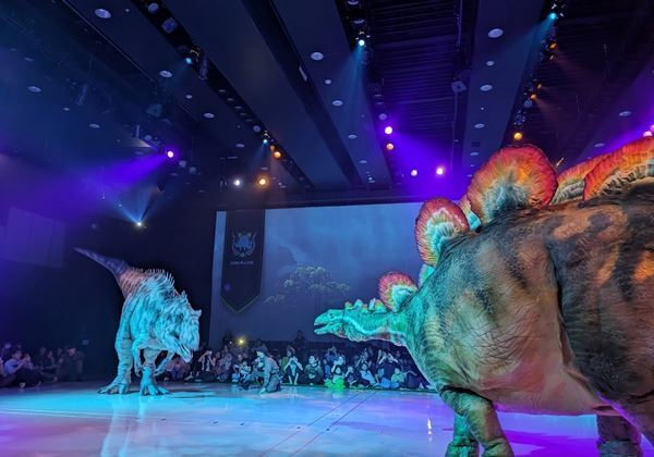 渋谷でティラノ VS ギガノト頂上決戦！　GW恒例イベント『DINO SAFARI（ディノサファリ）2024』が開幕