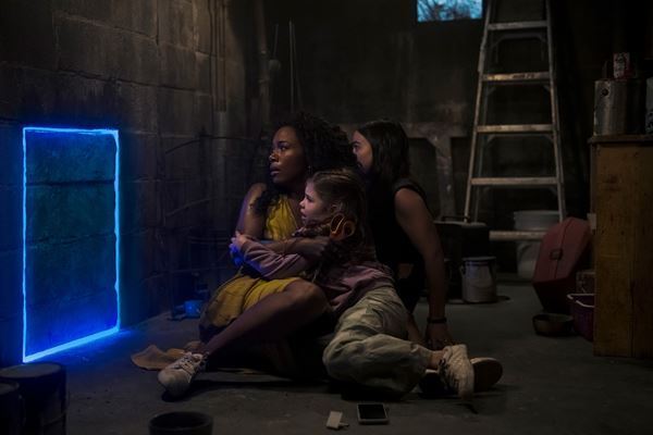 『ゴジラ-1.0』からの影響も!?　映画『イマジナリー』ジェイソン・ブラムのインタビュー映像公開