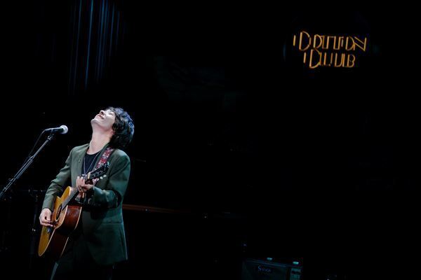 大好きだったKANの名曲も披露　和田唱、ソロライヴ『-COVERS-』レポート