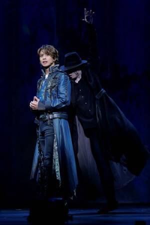 小関裕太・岡宮来夢ら新キャストの演技が光る迫力のステージ　ミュージカル『ロミオ＆ジュリエット』観劇レポート