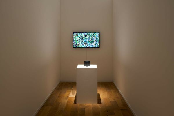 表参道交差点「OMOTESANDO CROSSING PARK」でライゾマティクスの展覧会『recursive』開催