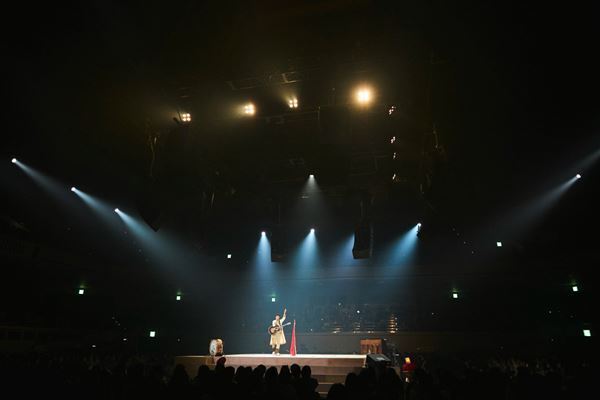 森山直太朗『素晴らしい世界』〈番外篇〉「たった今の“答え”にたどり着いたその瞬間を僕は『素晴らしい世界』と名づけます」【レポート】