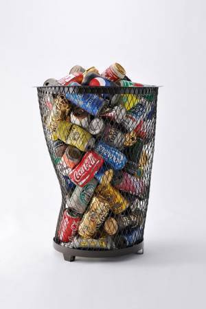 『三島喜美代―未来への記憶』練馬区立美術館にて　最大規模のインスタレーション《20世紀の記憶》などで70年にわたる創作の軌跡を展観