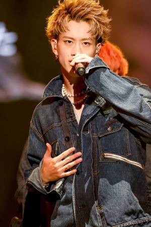 「愛には愛で返していきたい」BUDDiiSがファンにこれからを誓ったライブ「BUDDiiS vol.06 -BRILLIANT-」ライブレポート