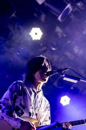 【ライブレポート】a flood of circleとストレイテナーが対バン　真正面からぶつけ合う灼熱の夜