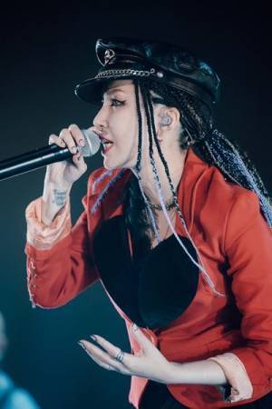 中島美嘉、初の香港ワンマン公演開催　2日間で1万2千人が熱狂【レポート】