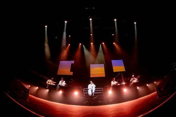 imase、初ホールツアー『Shiki-Sai』 緊張を超える楽しさで迎えられた公演初日をレポート