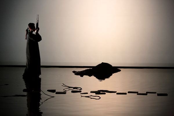 坂本龍一×高谷史郎×田中泯による新作『TIME』世界初演、由緒ある国際舞台芸術祭オランダ･フェスティバルで