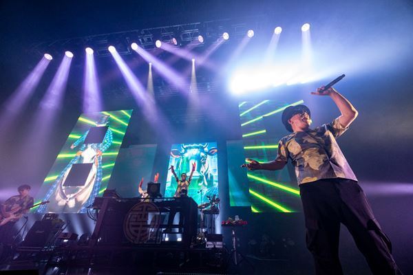 電気グルーヴ35周年ツアー、 圧巻のパフォーマンスで満員のフロアを魅了した、Zepp Haneda追加公演をレポート