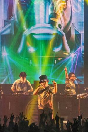 電気グルーヴ35周年ツアー、 圧巻のパフォーマンスで満員のフロアを魅了した、Zepp Haneda追加公演をレポート