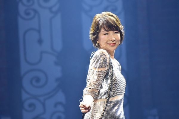 キャンディーズナンバーも披露　伊藤 蘭、全国ライブハウスツアー初日レポート