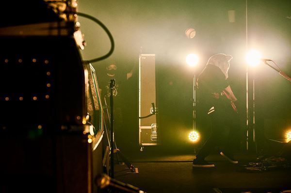 MAN WITH A MISSION、全国ツアーが広島で開幕「イツノ日ニカ大合唱シタイ曲デス」