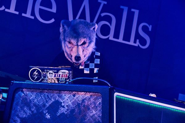 MAN WITH A MISSION、全国ツアーが広島で開幕「イツノ日ニカ大合唱シタイ曲デス」