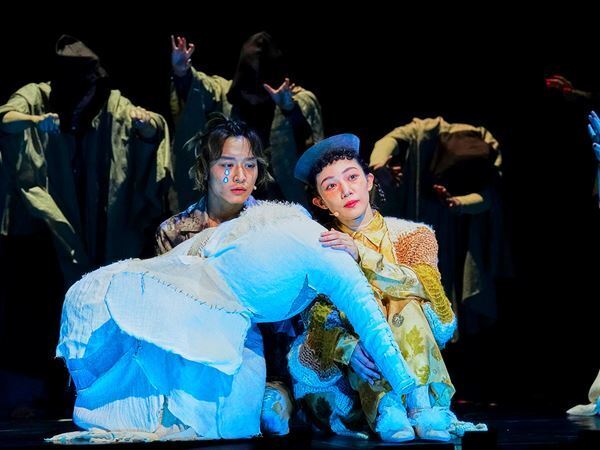 音楽劇『空中ブランコのりのキキ』開幕　咲妃みゆ、松岡広大、瀬奈じゅん、野上絹代のコメント＆舞台写真到着