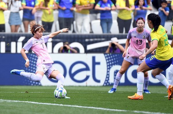 宮澤ひなた、昨年末の右足首骨折から復帰! なでしこ・池田監督「やれることを増やす」