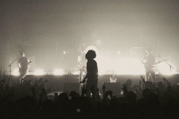 never young beach、アルバム『ありがとう』リリースツアー東京公演　「俺もこの音楽の中に入れてくれー！」【ライブレポート】