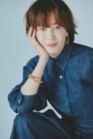 「飛躍力を鍛えて」宮沢りえが挑む、KERAの新作『骨と軽蔑』