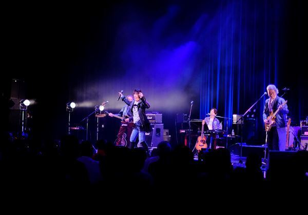 【レポート】白井貴子が20年思い続けた地元神奈川でのライヴがついに実現！『FLOWER POWER 2024』再現ライヴ＆SDGカーニバル開催