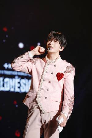 TOMORROW X TOGETHER、日本初オフライン公演を完走　「Good Boy Gone Bad [Japanese Ver.]」も披露