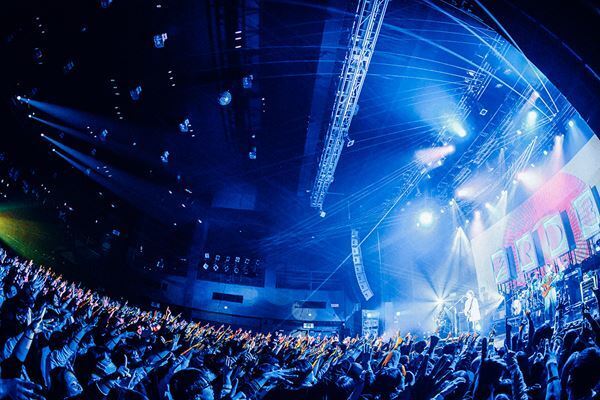 フレデリックが完全復活を遂げ新たなモードへ　ツアー『WELL 噛 ONE』オフィシャルレポート