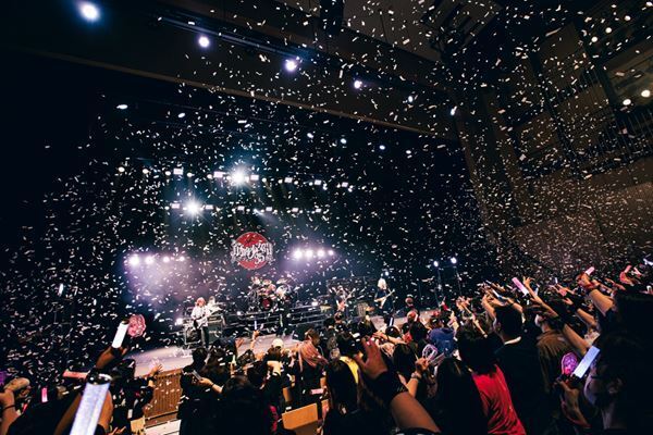 【ライブレポート】ペンライトが彩りを添えた筋肉少女帯、メジャーデビュー35周年記念ライブ＠LINE CUBE SHIBUYA