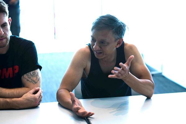 リズムで溢れるステージ！ 人生を変える、元気になれる、それが『STOMP』