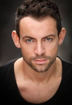 「オペラ座の怪人」の原点を豪華スターの美声と共に。ケン・ヒル版ミュージカル『オペラ座の怪人』本日開幕